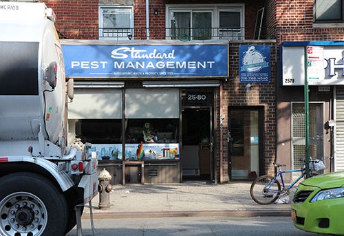 <i>Photo by Nancy A. Ruhling</i><br><strong>Standard Pest Management at 25-80 Steinway St.</strong>