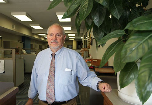 <i>Photo by Nancy A. Ruhling</i><br><strong>Gil's hoping Standard Pest makes it to 100.</strong>