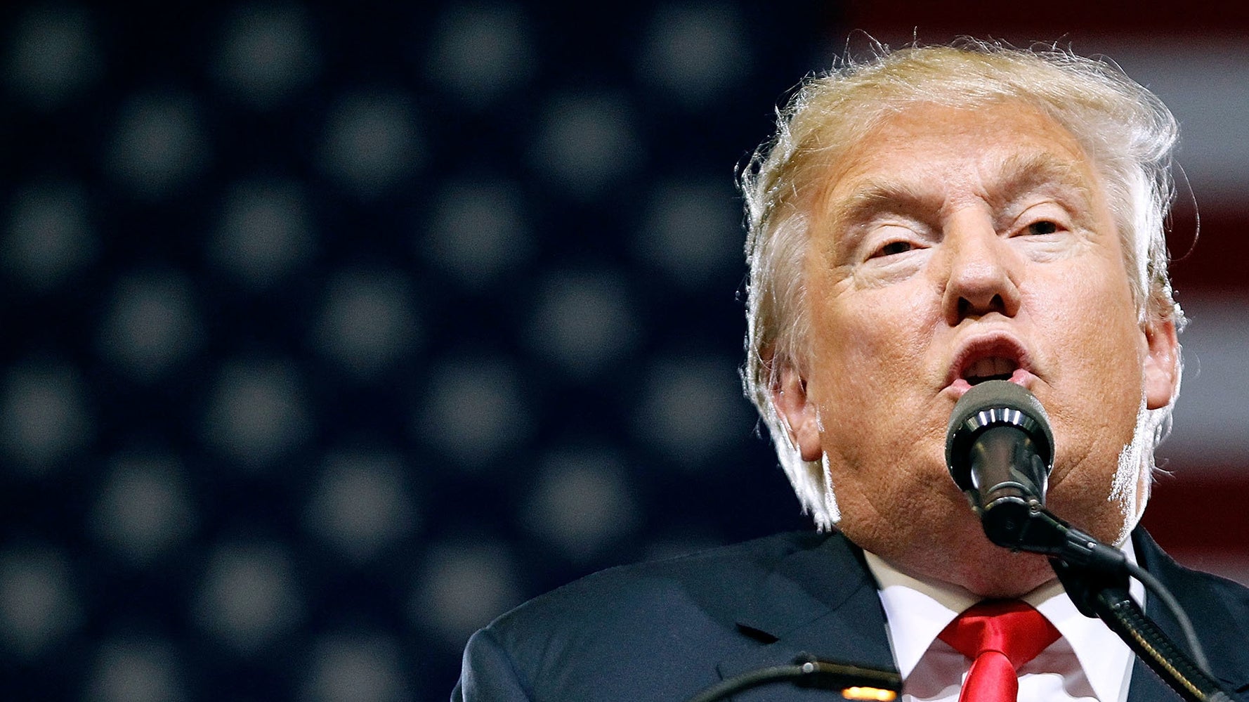 Donald Trump Fails Math Question, Still Insists He Got It Right ...