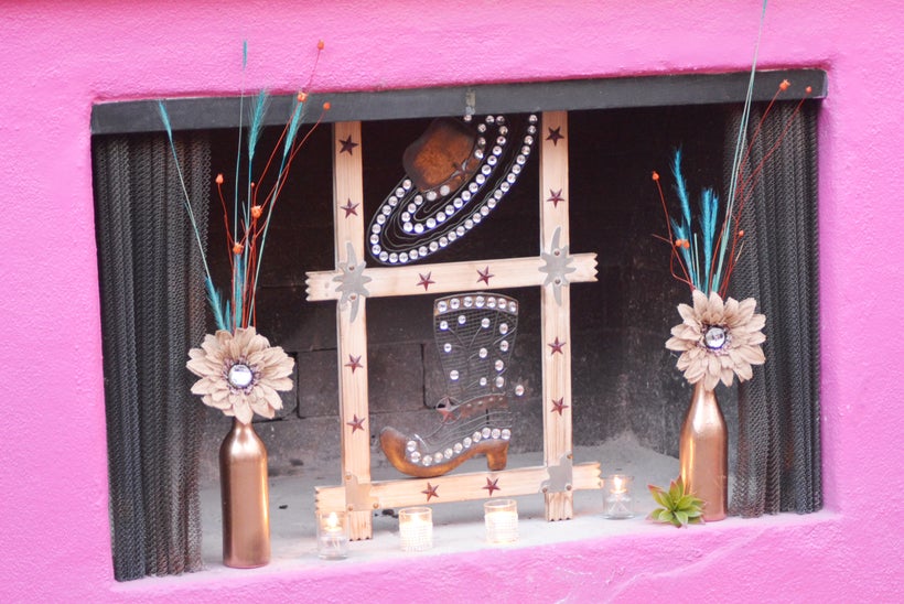 Decorations by <a href="https://www.etsy.com/people/broomsandweddings" target="_blank">Brooms and Weddings</a>