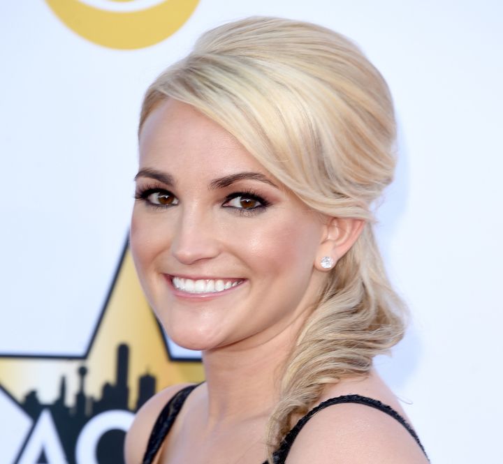 Jamie Lynn Spears spoke to HuffPost about her pregnancy as a teenager.