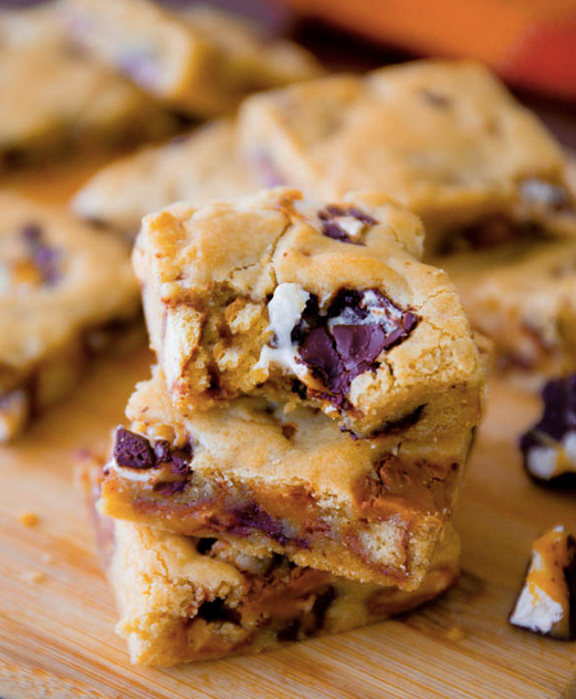 Candy Bar Blondies