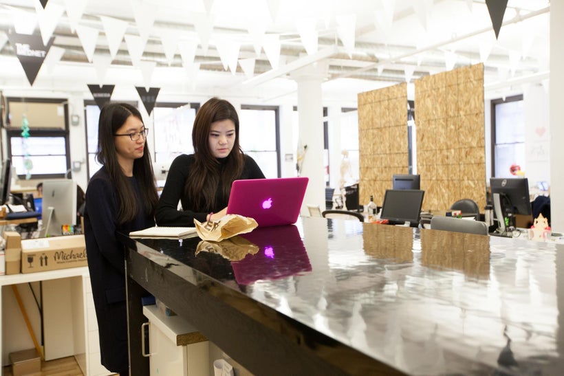 A quick chat at the Knotel Flatiron. www.knotel.com