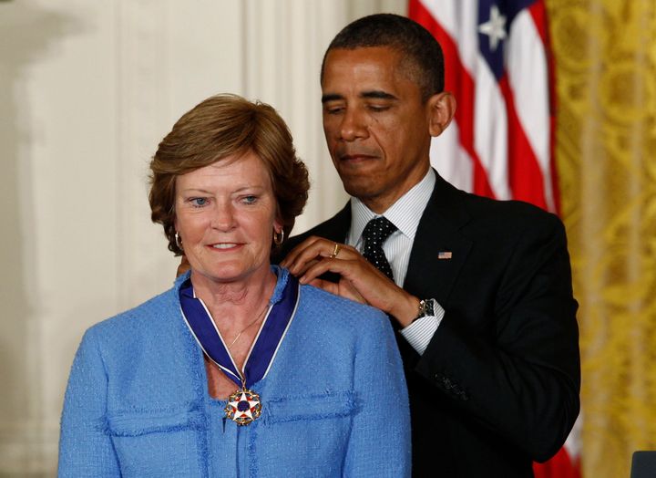 Pat Summitt receives the Presidential Medal of Freedom in 2012 from President Barack Obama.