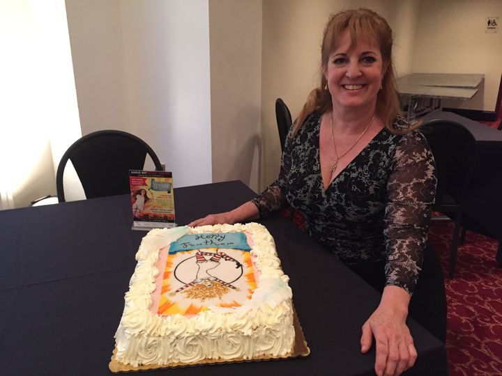 Mara Cristiani designed the Hetty Feather cake for the last performance in Sarasota on June 26, 2016.