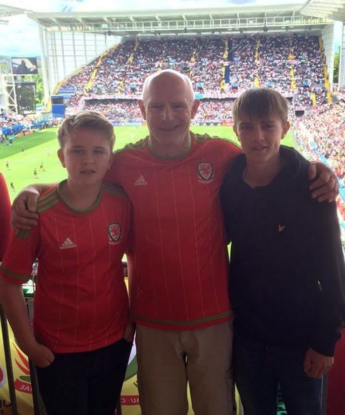 Tom (left) and Ben (right) with their dad.