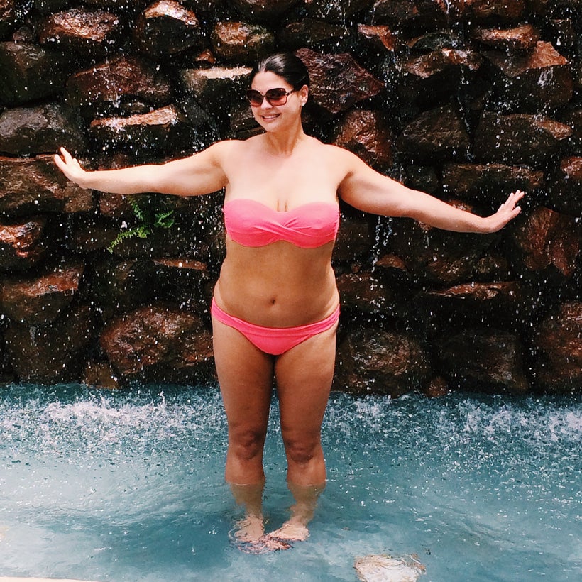 <i>Me rocking my đź‘™ body on my honeymoon in June 2014</i>