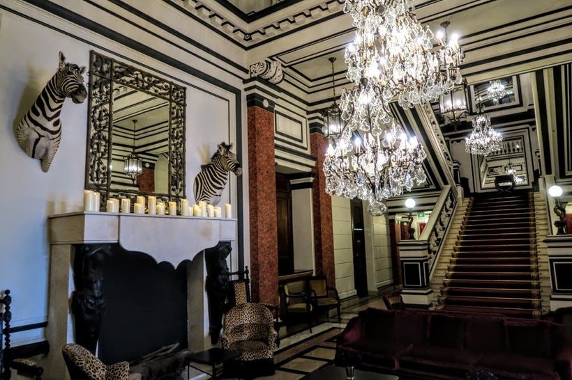 Saint James Lobby