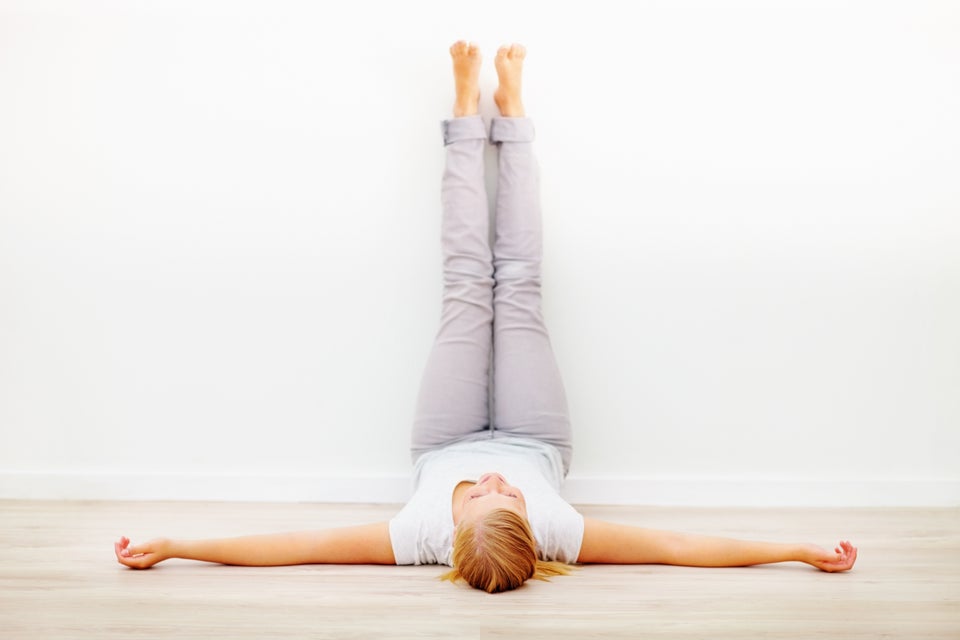 The Benefits of Nauli, It looks weird but this advanced yoga move is  actually good for digestion