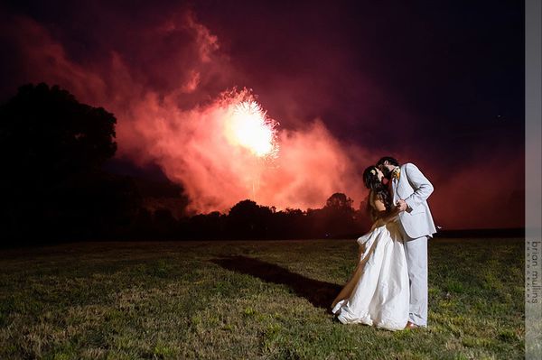 13 Photos Of Fireworks At Weddings That Are Absolutely Explosive | HuffPost