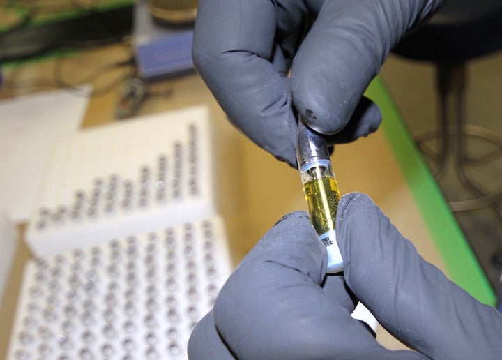Glass tubes with a metal mouthpiece seem a healthier choice over plastic tubes