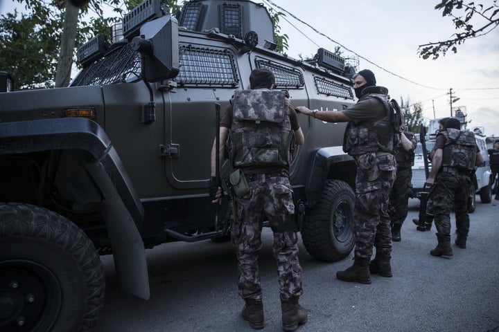 Members of the Istanbul Counterterrorism Branch office team carry out an operation against Daesh terror organization in Istanbul, Turkey on June 30, 2016.