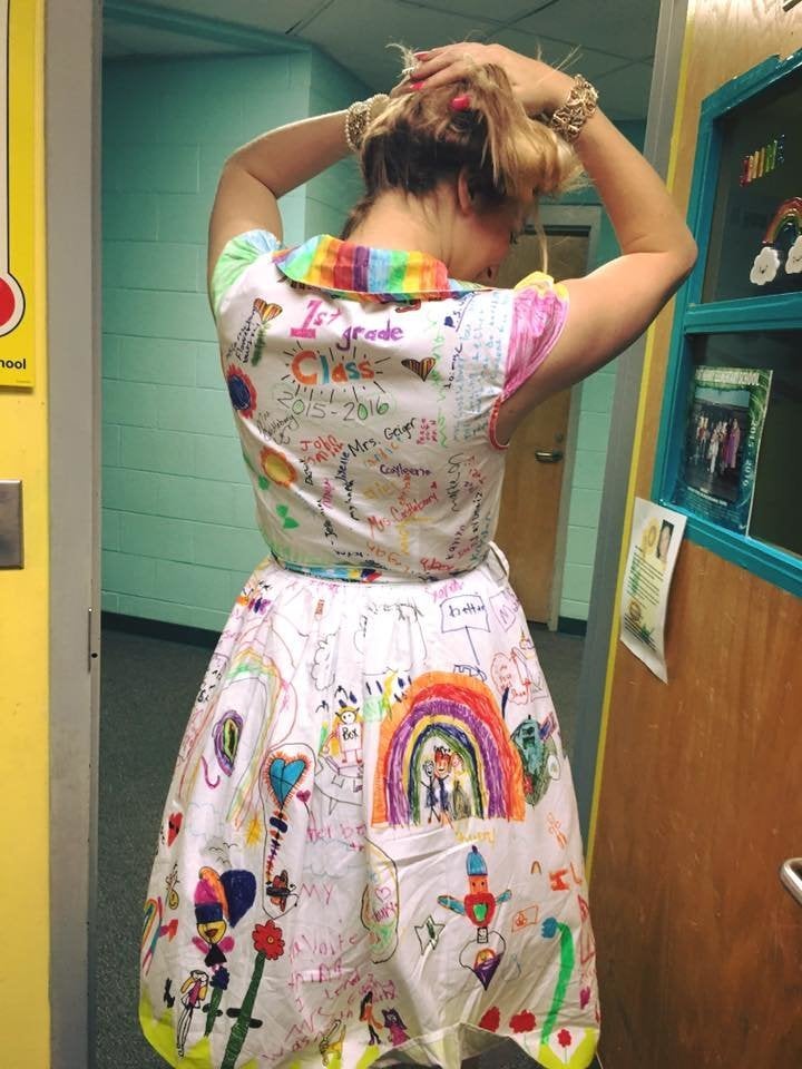 Teacher Had Class Doodle On Her Dress So She’d Never Them HuffPost