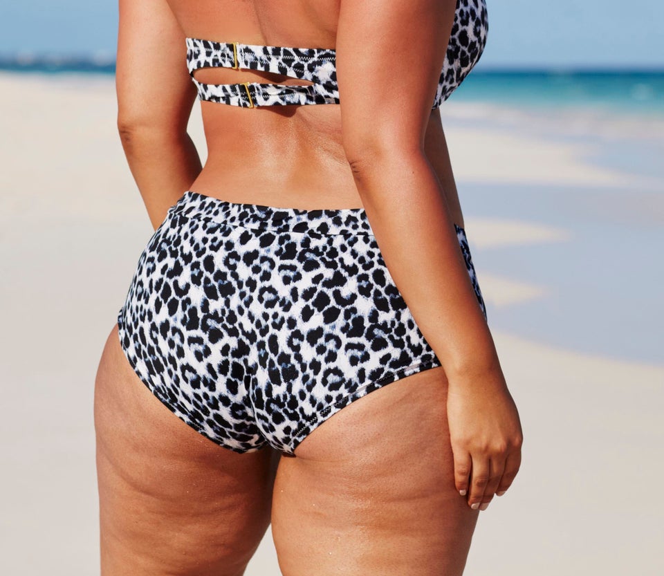 Swimsuits for cellulite sales thighs