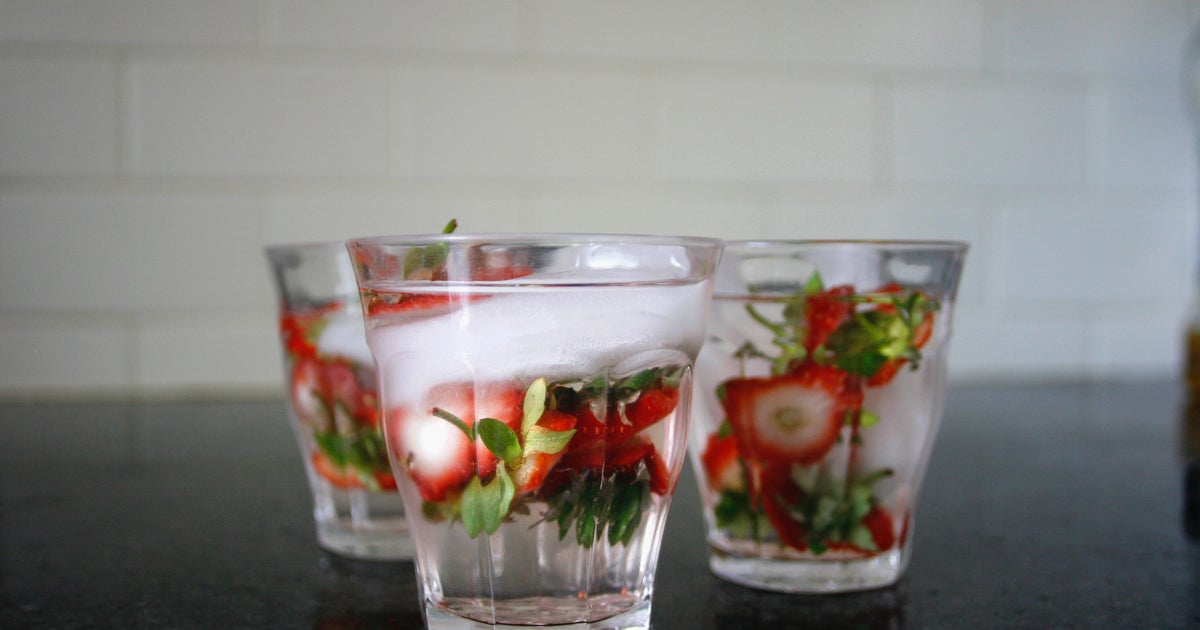 Strawberry-Top Water Is A Refreshing Solution To Food Waste | HuffPost Life