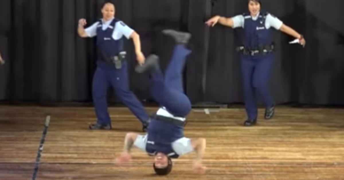Hip-Hop Cops Stun Competition Audience With Surprise B-Boy Routine ...