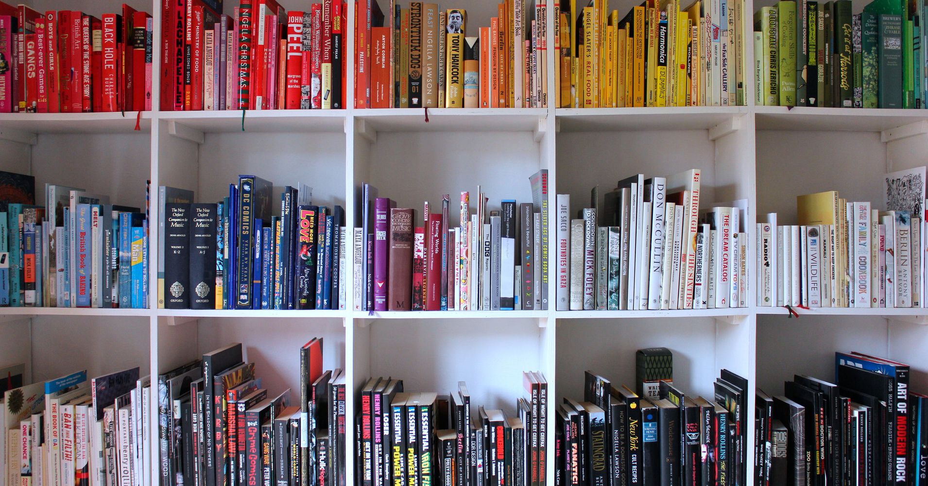 These Organized Shelfies Will Make Your 'Type A' Heart Skip A Beat ...