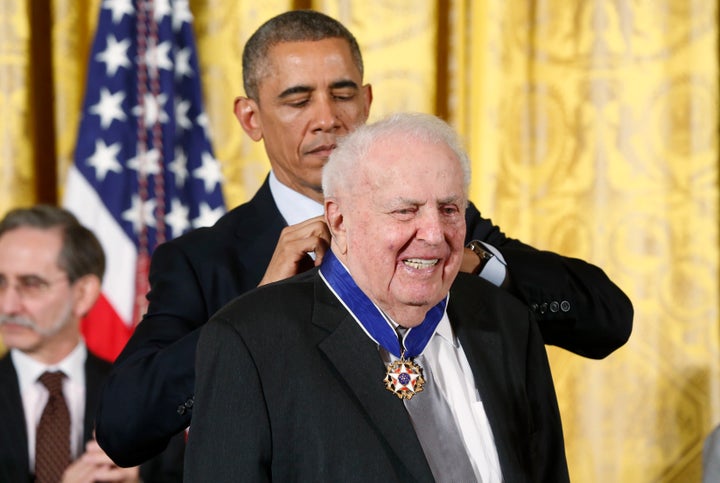 President Barack Obama presents the Presidential Medal of Freedom to Judge Abner Mikva during a White House ceremony on Nov.