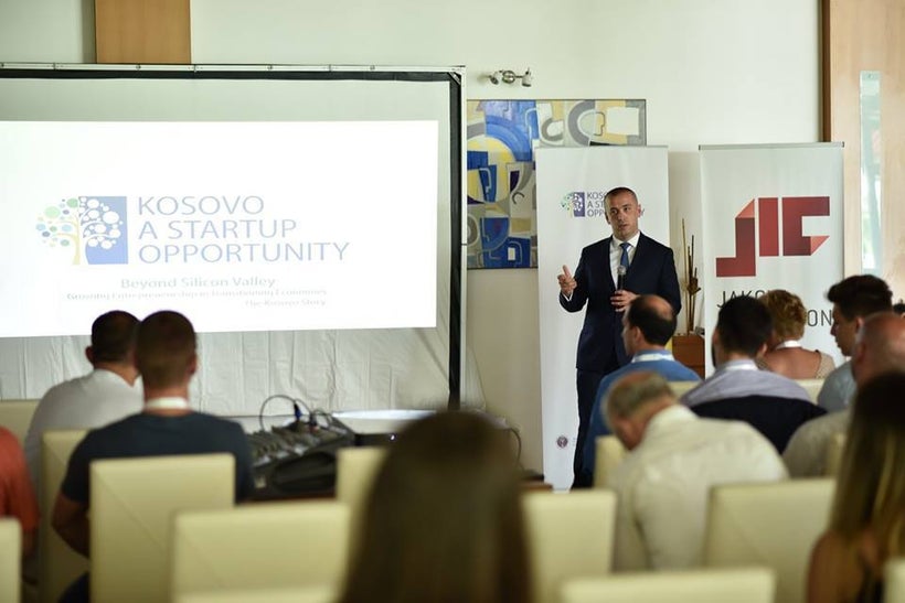 <i>Jakova Innovation Center Executive Director Fatos Axhemi providing an overview of the Kosovo: A Startup Opportunity projec