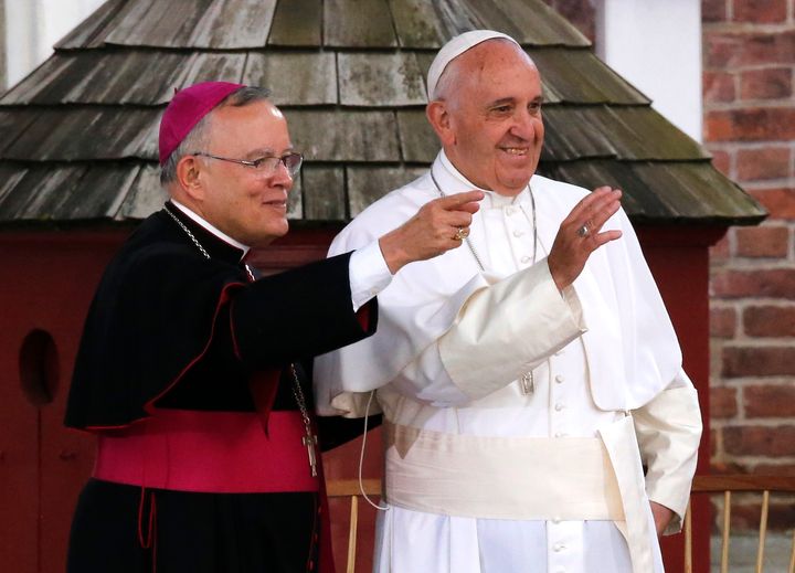 Pope Francis (R) and Archbishop Charles Chaput stand together in front of Independence Hall in Philadelphia, September 26 2015.