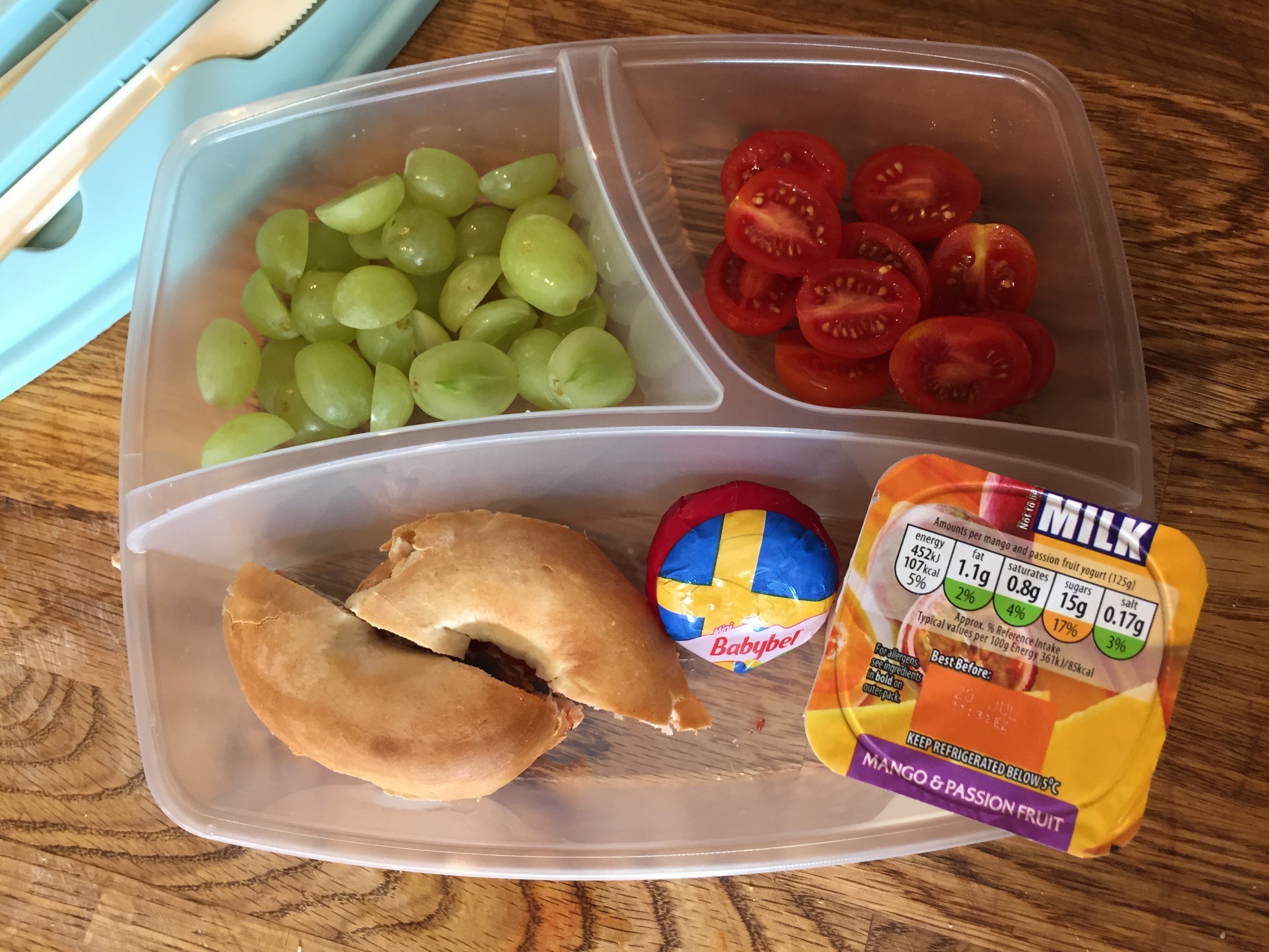 kids packed lunch