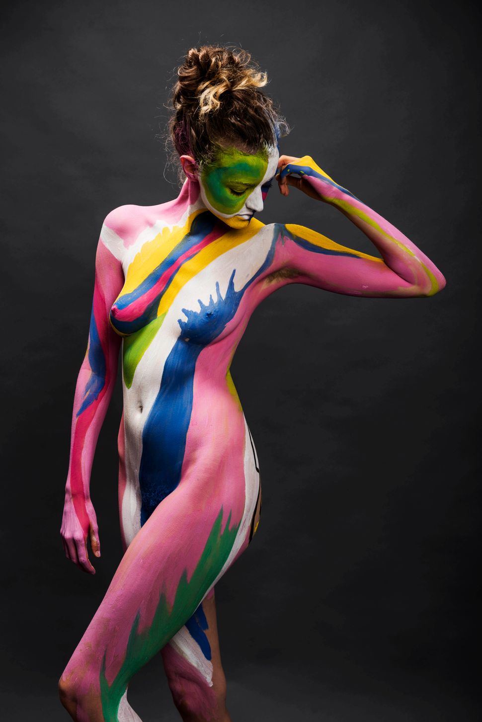 This Is What Its Like To Strip And Get Body Painted For The First