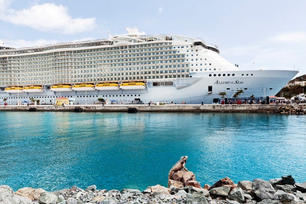 These Photos Take You Inside One Of The World S Largest Cruise Maria Vittoria Trovato