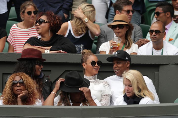 Beyoncé Game, Set, Slayed Wimbledon In White To Cheer On Serena ...