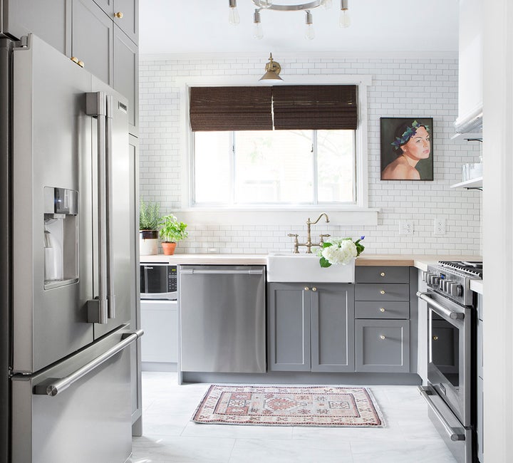 Before And After 7 Amazing Kitchen Makeovers Huffpost Life