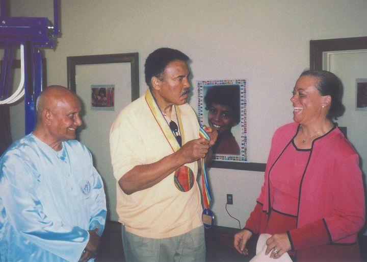 Muhammad Ali and Sri Chinmoy at the Oneness-Family Montessori School in Bethesda, MD