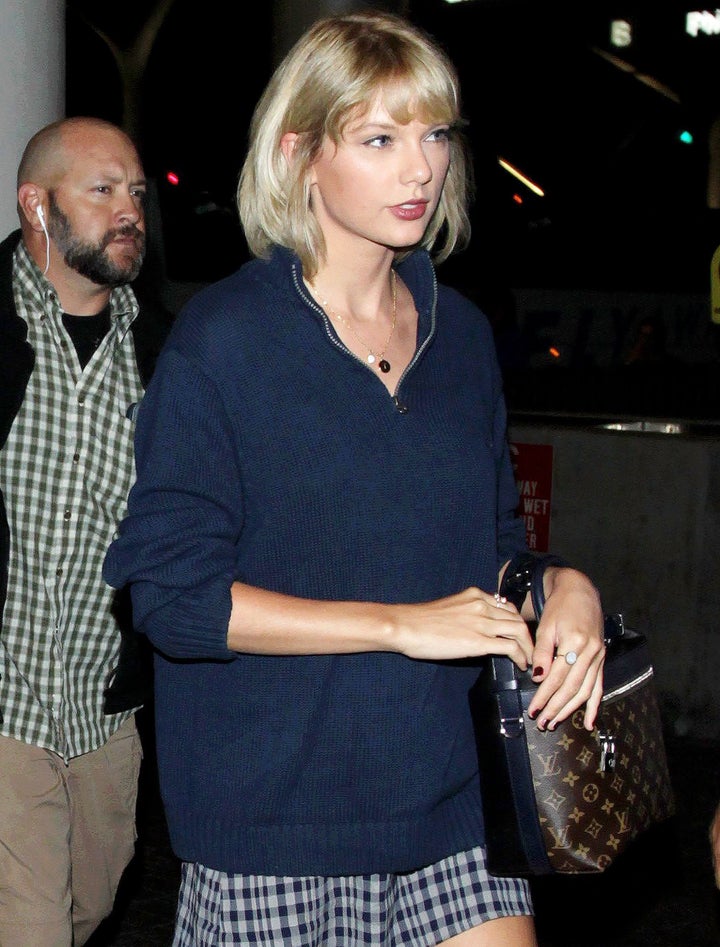 <strong>Taylor Swift</strong>