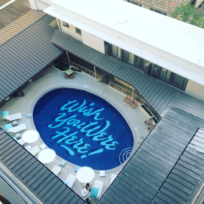 The pool at Surjack Hotel & Swim Club in Waikiki.