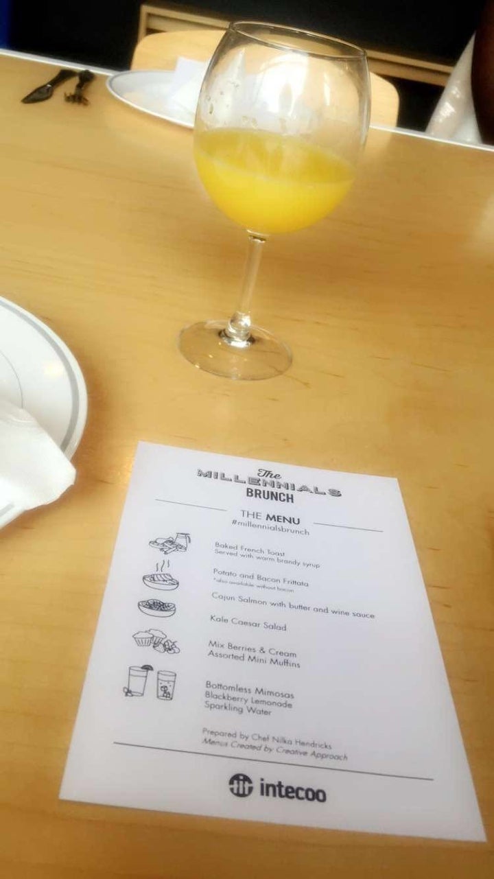 <p>#MillennialsBrunch</p>