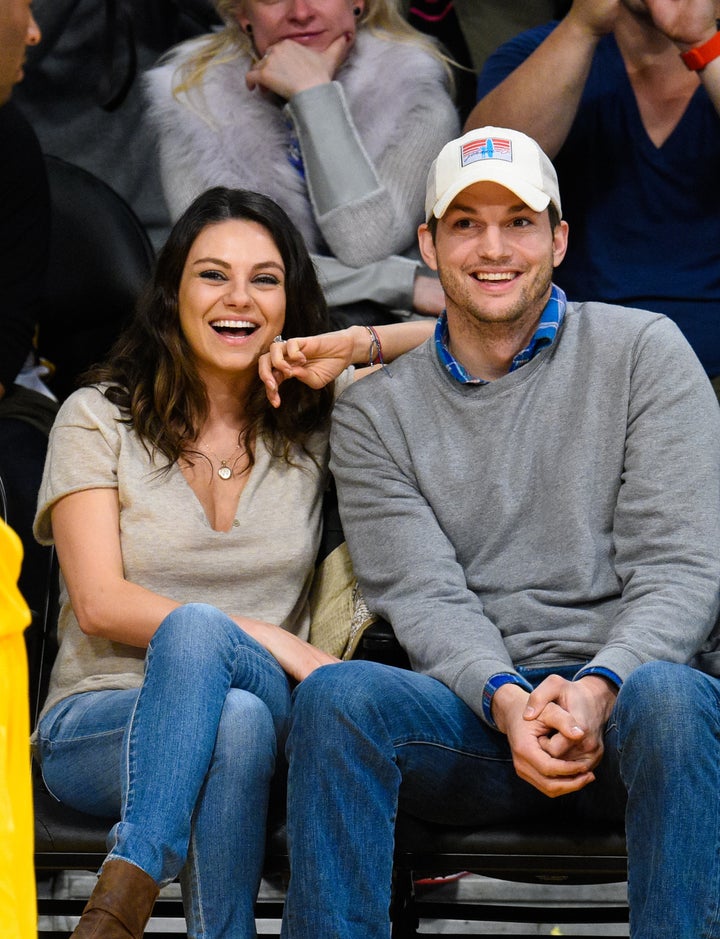 Mila Kunis And Ashton Kutcher S Love Story Is Basically Friends With Benefits Irl Huffpost