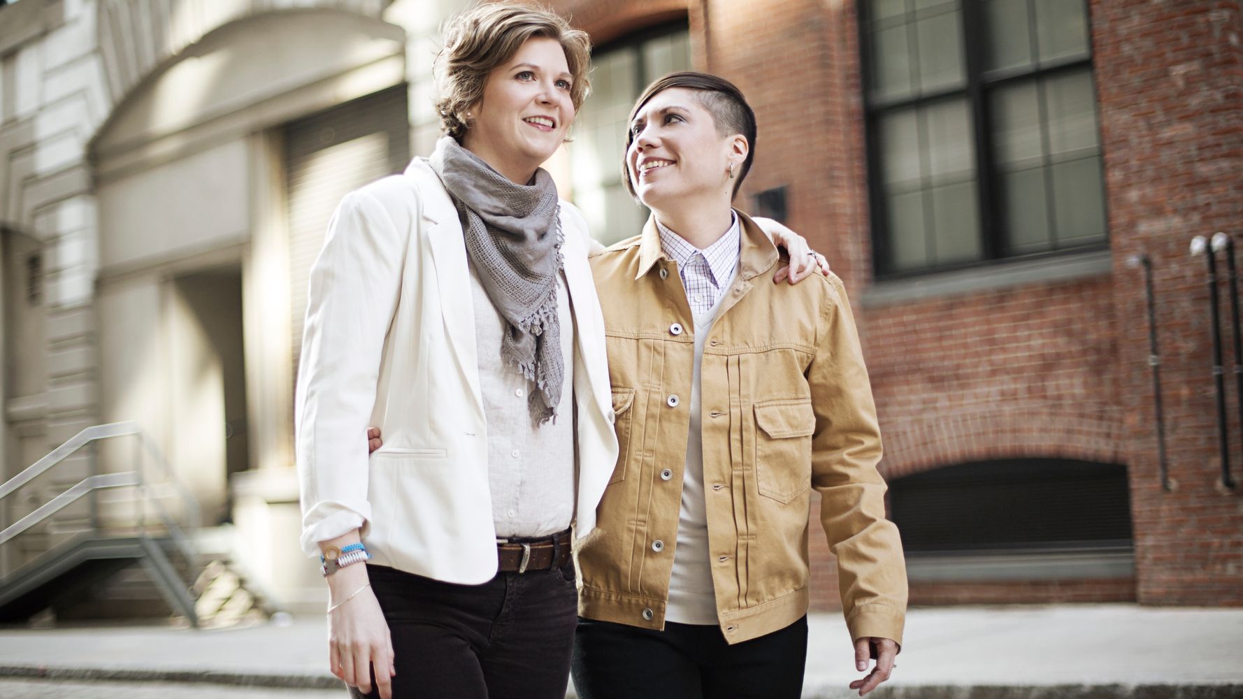 20 Unspoken Rules Of Urban Lesbians Huffpost Voices