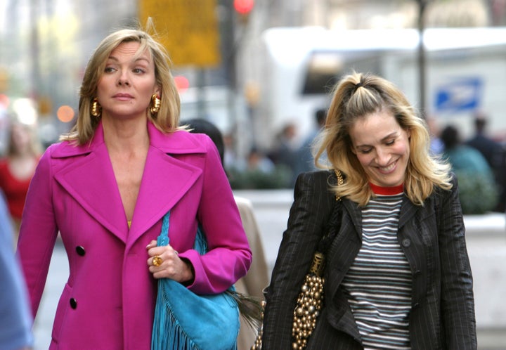 Kim Cattrall and Sarah Jessica Parker film scenes in New York City. 