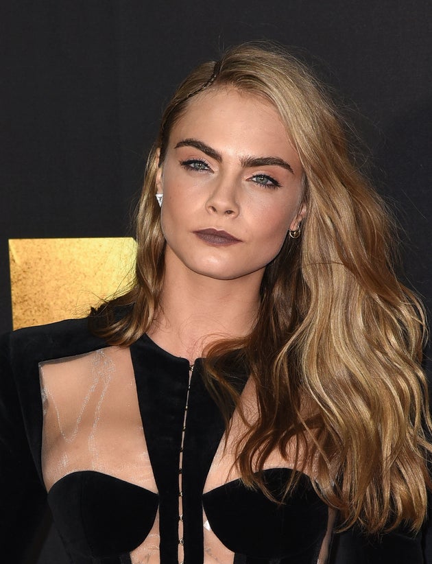 Cara Delevingne Has Short Hair Now And It Looks Amazing Huffpost Uk