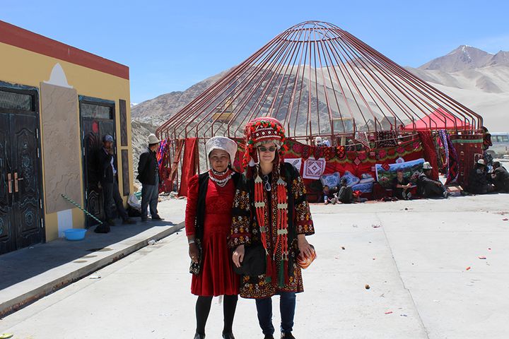 Making Kyrgyz friends in Xinjiang