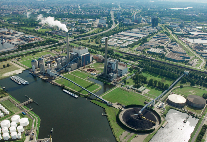 N.V. Nuon Energy's 630 MW Hemweg coal power plant in Amsterdam, built in the 1990s, supplies energy to 3.1 million households. 