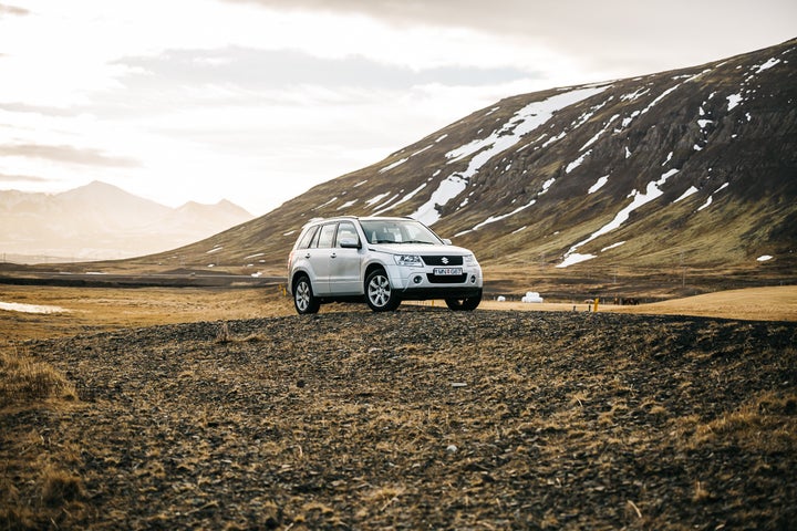 <p><a rel="nofollow" href="http://www.thetravelpockets.com/new-blog/2016/4/7-day-iceland-road-trip-itinerary" target="_blank">HIGHLY RECOMMEND GETTING A 4WD VEHICLE IN ICELAND</a></p>