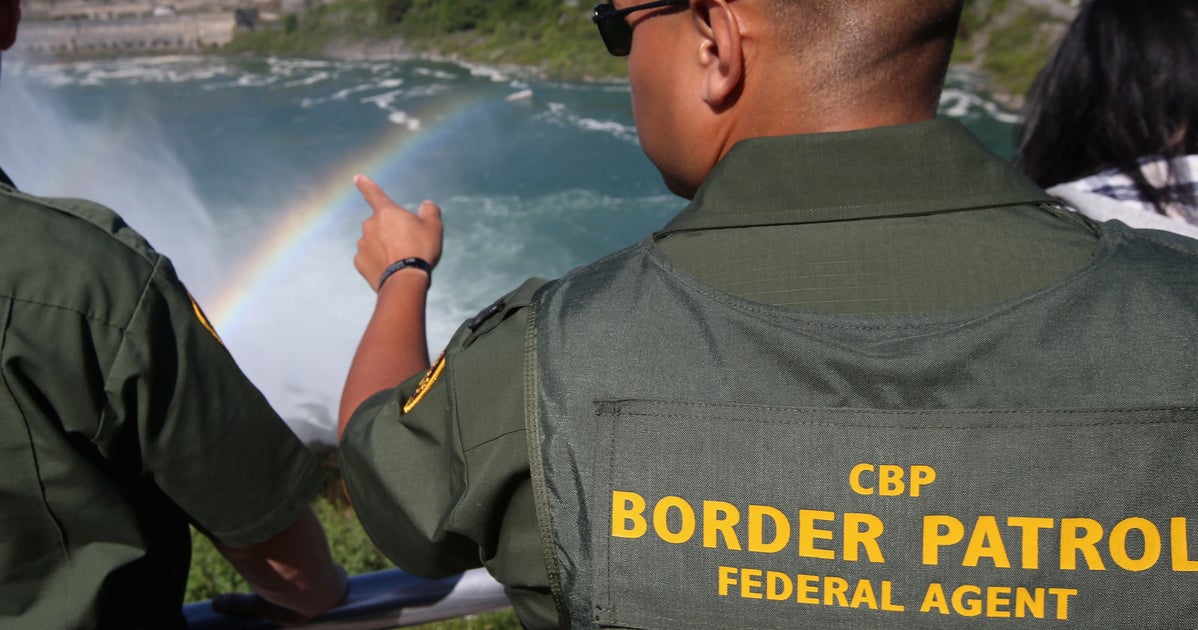 Какая зарплата у пограничников. Зарплата контрактника. Зарплата директора фсб. Какая зарплата у пограничников. Какая зарплата у пограничников.