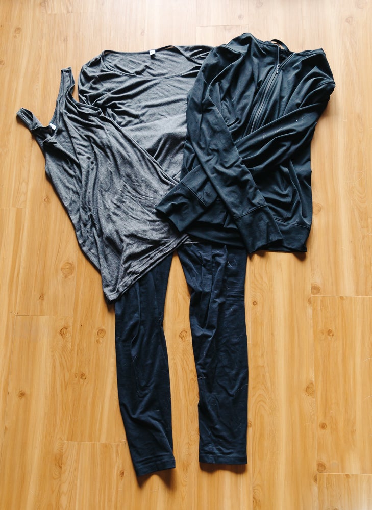 <a href="http://www.thetravelpockets.com/new-blog/2016/4/10-essentials-to-pack-for-your-iceland-road-trip" target="_blank">Un