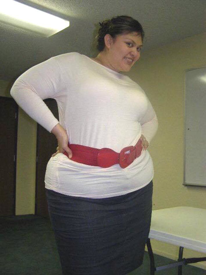Monica Perez before losing weight.