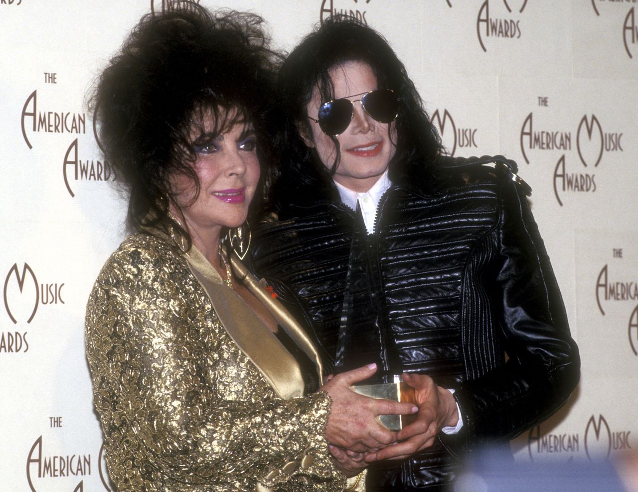 Babyface: Madonna told Michael Jackson to dress like a girl for video