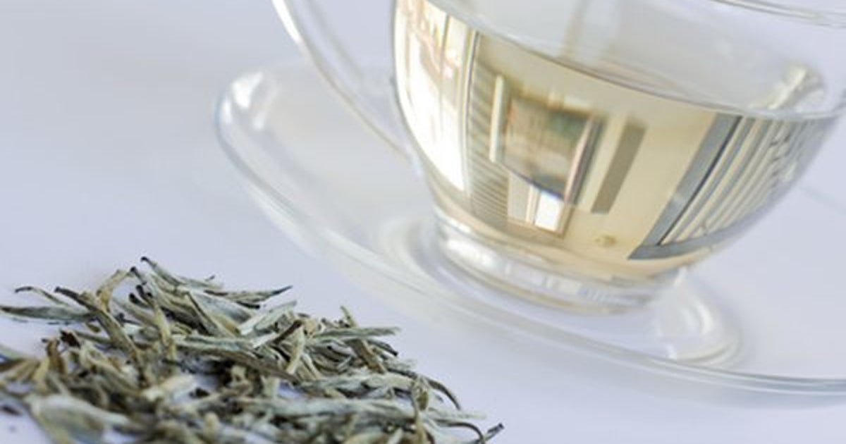 Как называется белый чай. Белый чай. Белый китайский чай. Белый чай чай. Чай из Китая белый