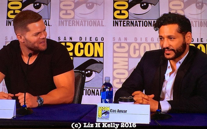 Cas Anvar from the Syfy Channel Show "The Expanse" and Altair in Assassin’s Creed talks backstage at Comic-Con abo