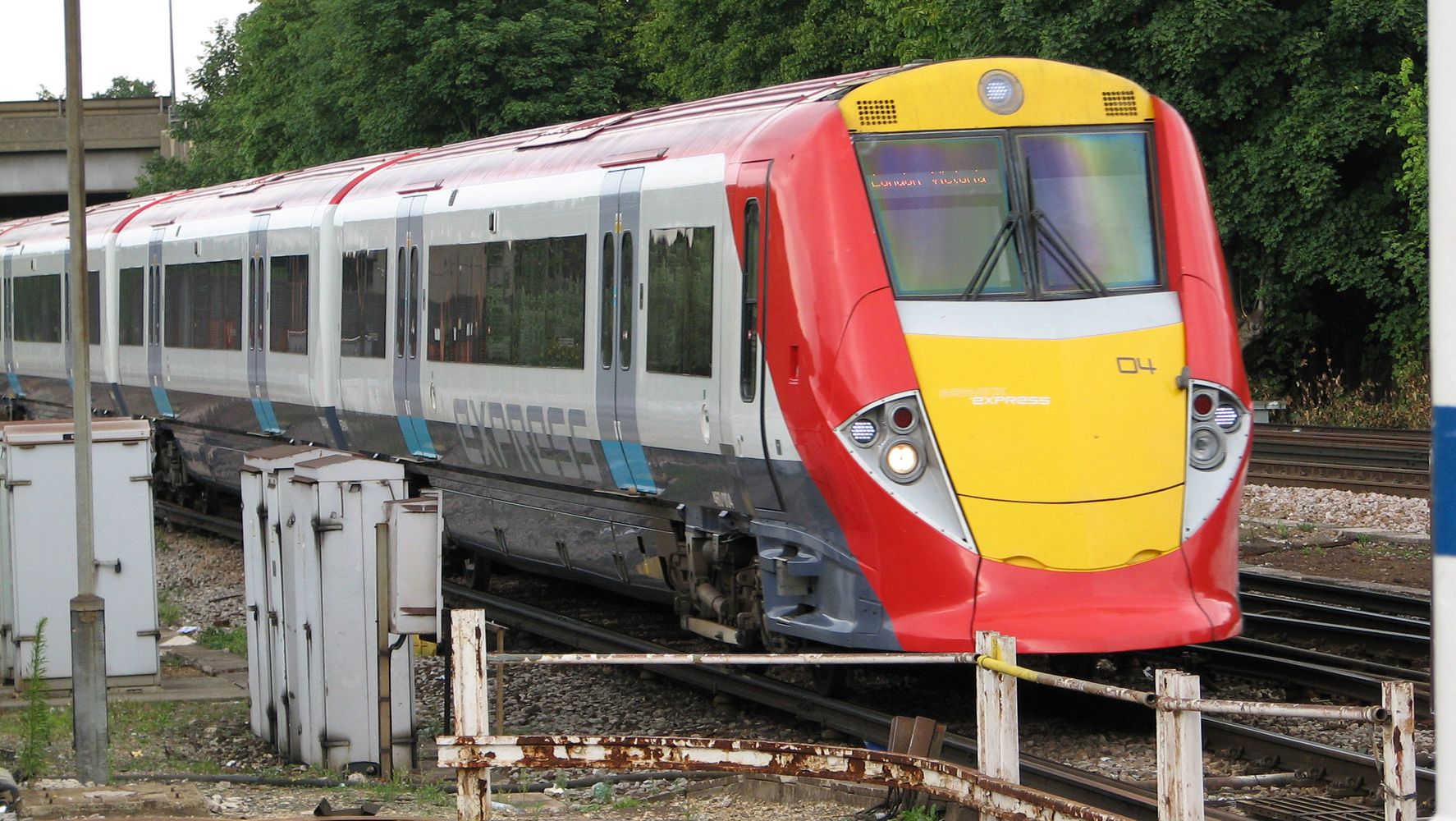 Southern And Gatwick Express Rail Services Face Fresh Strike Threat In  Dispute Over Jobs And Pay | HuffPost UK News