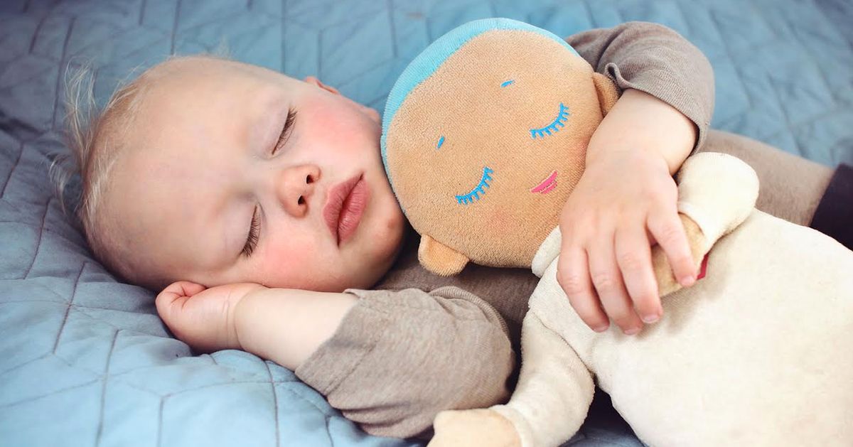 Doll to help store baby sleep