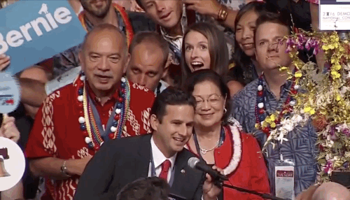 Hawaii delegate Chelsea Lyons Kent flipped the bird on TV at the Democratic National Convention.