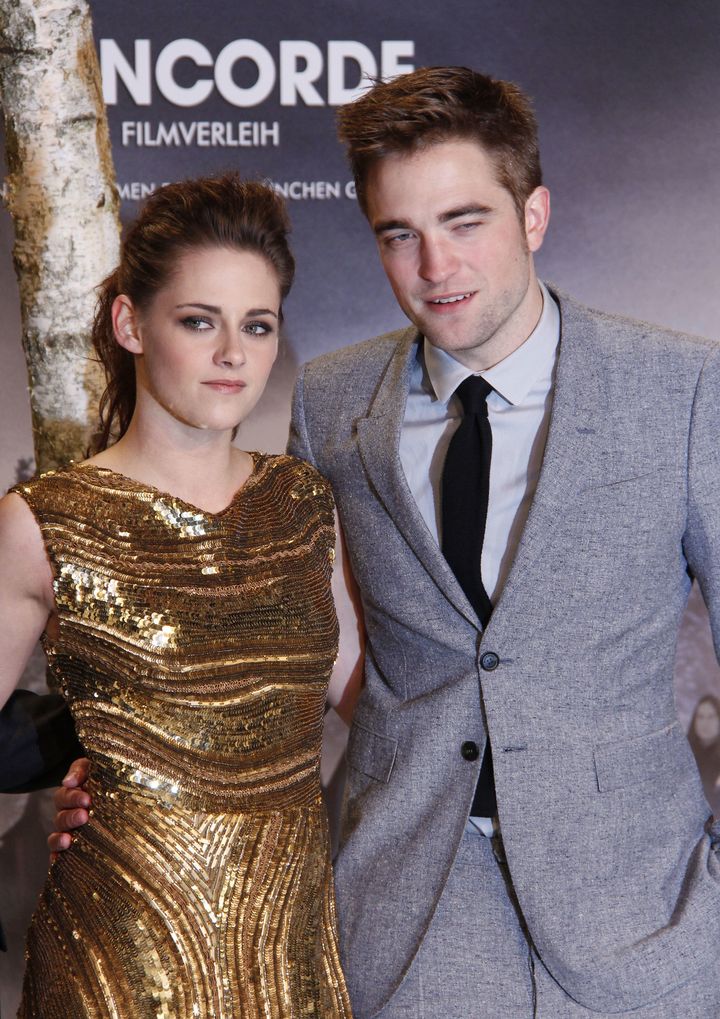 Kristen previously dated Robert Pattinson